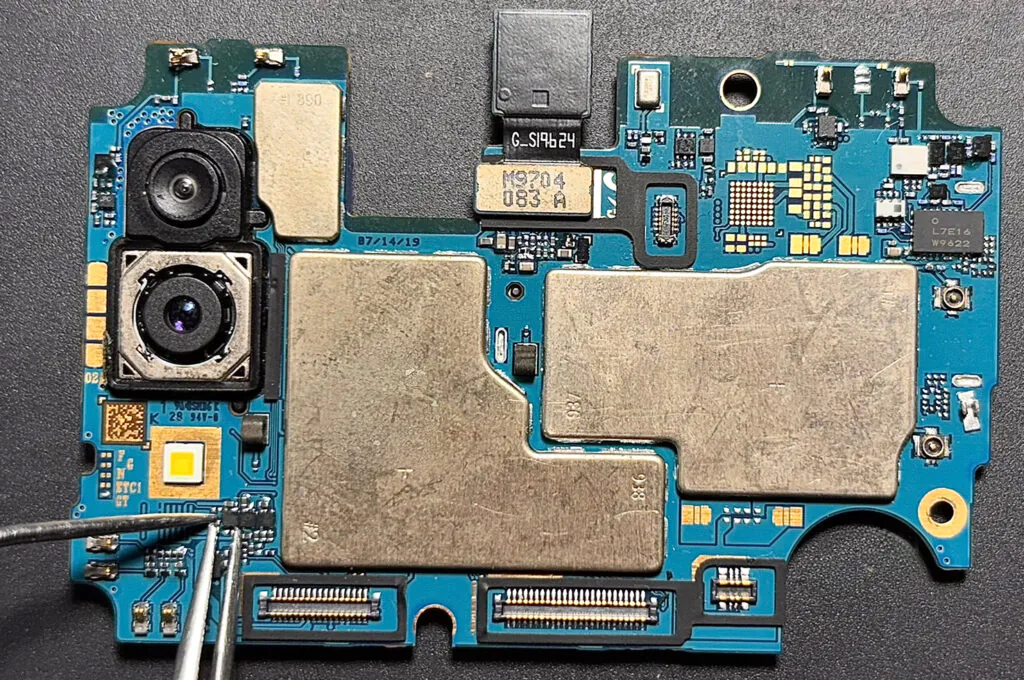 solucao-em-placa-de-celular