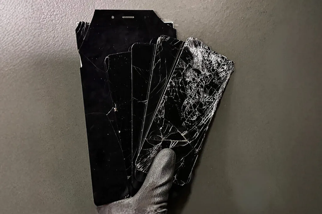 tela-danificada-celular